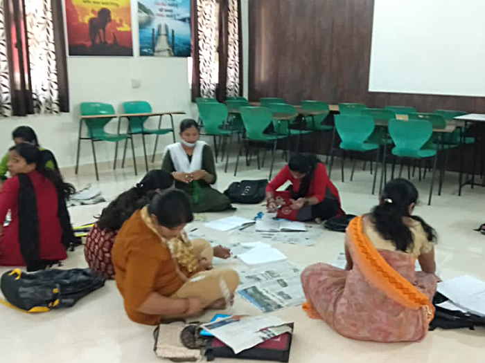 Tailoring session at Aundh Military Station skilling centre