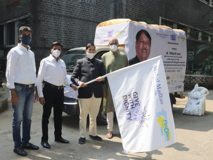 Late Shri Girish Bapat at MMPC event by Top NGO in Pune focused on poverty eradication