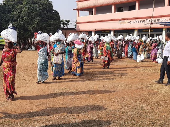 Give with Dignity Kits distributed to BPL families at major poverty eradication charity event by MMPC in Pune