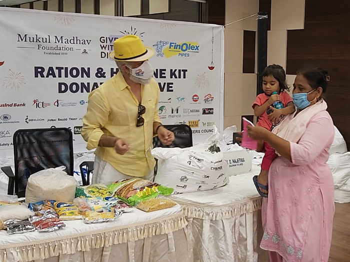 Actor JD Majethia supports fundraising campaign by Top NGO in India for poverty alleviation in Pune