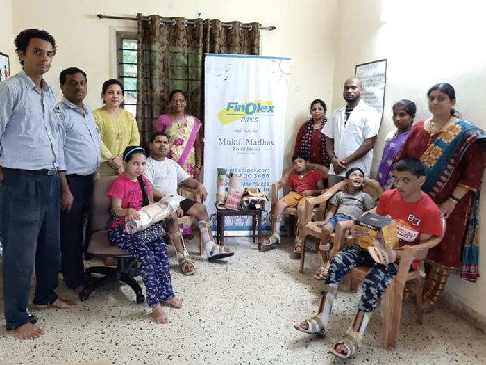 Recovery and rehabilitation support by NGO for handicapped in India