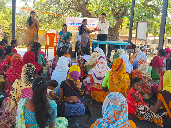 Mukul Madhav Foundation support women farmers in Nasik